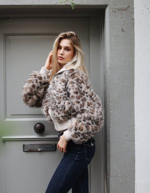 Куртка зі штучного хутра купити в інтернет-магазині TALLY WEiJL 9